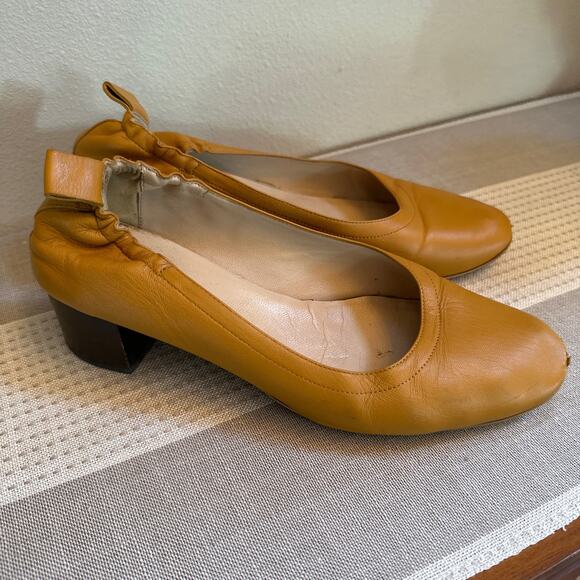 Everlane The Italian Leather Day Heel Shoes Yellow Slip-On Almond Toe Size 7.5 - Picture 3 of 9